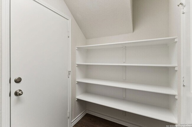 Building Photo - 22811 Tee Shot