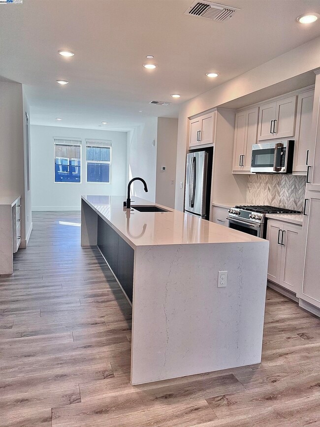 Building Photo - 1712 17th St