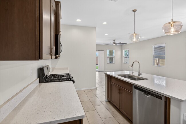 Building Photo - 6680 E Via Jardin Verde
