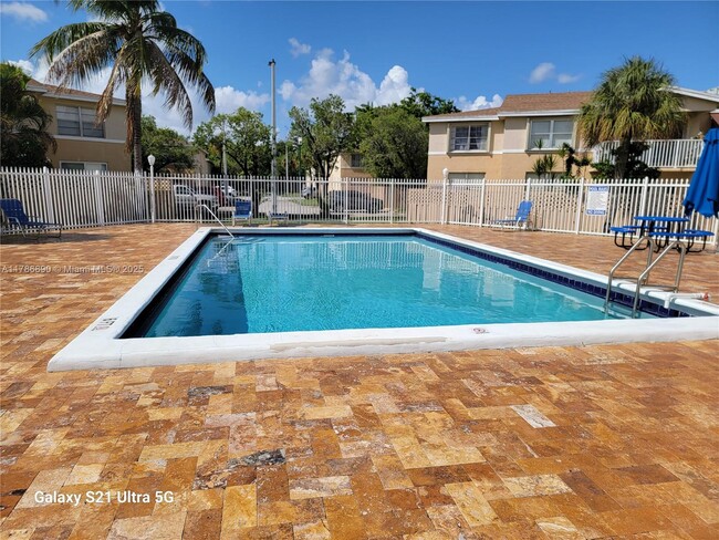Building Photo - 4440 NW 79th Ave