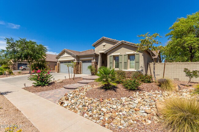 Building Photo - 7453 N 85th Dr