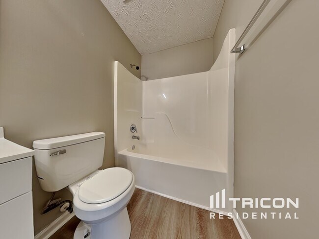 Building Photo - 930 Swan Ridge Court Grayson GA