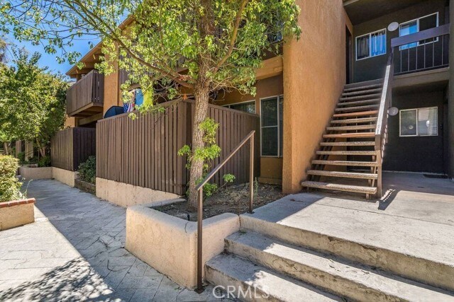 Building Photo - 18350 Hatteras St