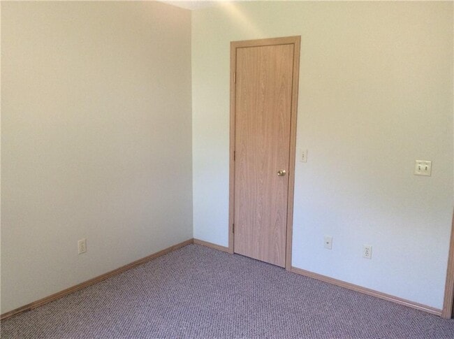 Building Photo - 1510 N Bernice Dr