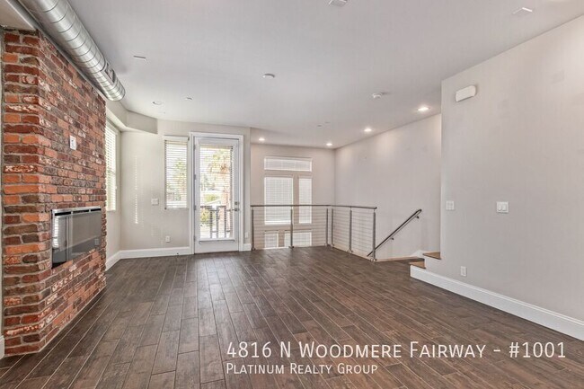 Building Photo - 4816 N Woodmere Fairway