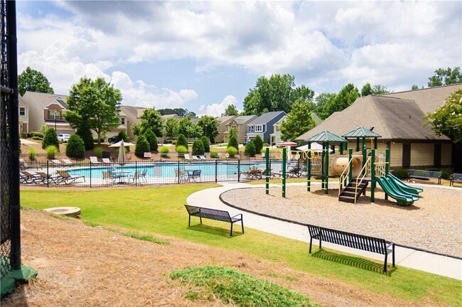 Building Photo - 4960 Ducote Trail