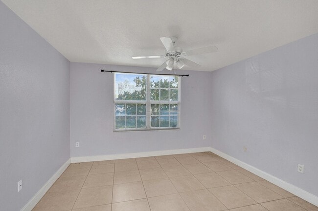 Building Photo - 15075 Michelangelo Blvd