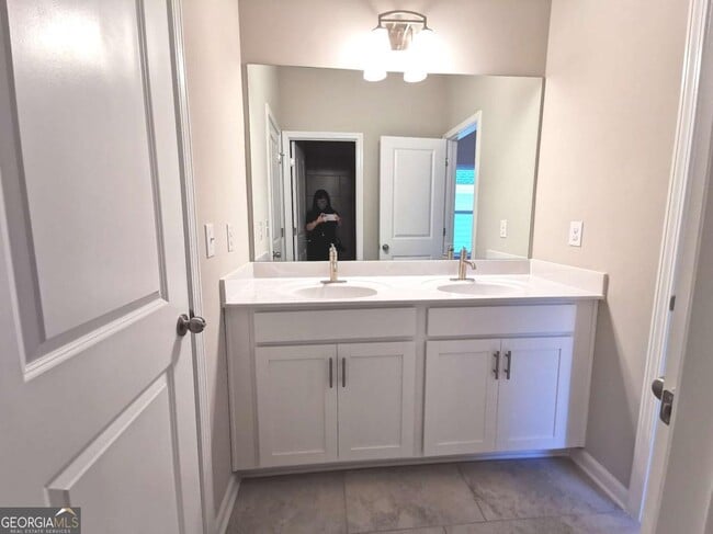 Building Photo - 4376 Waxwing St