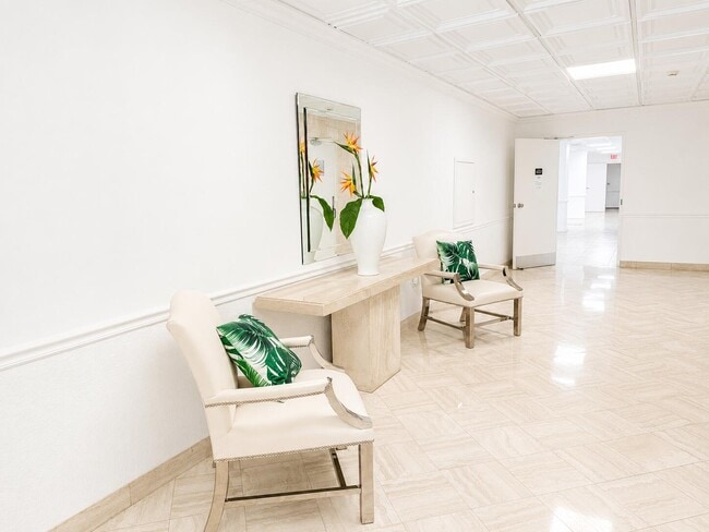 Building Photo - 3460 S Ocean Blvd
