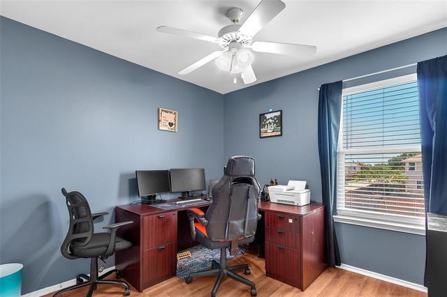 Building Photo - 7101 Wind Row Dr