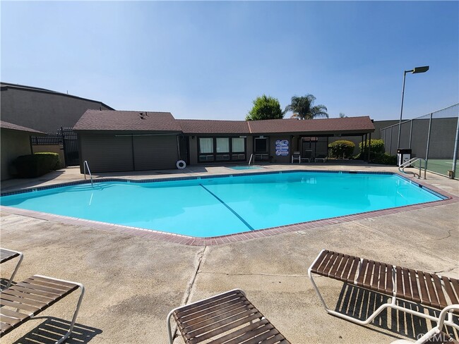 Building Photo - 6351 Riverside Dr
