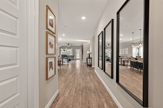 Building Photo - 20223 Sagebrush Hollow Dr