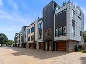 Building Photo - 117 City View Ct NE