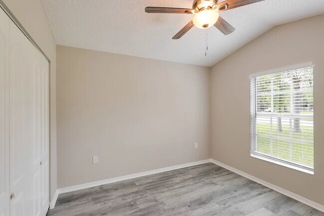 Building Photo - 1056 Malletwood Dr