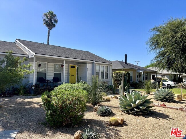 Building Photo - 8404 Newlin Ave