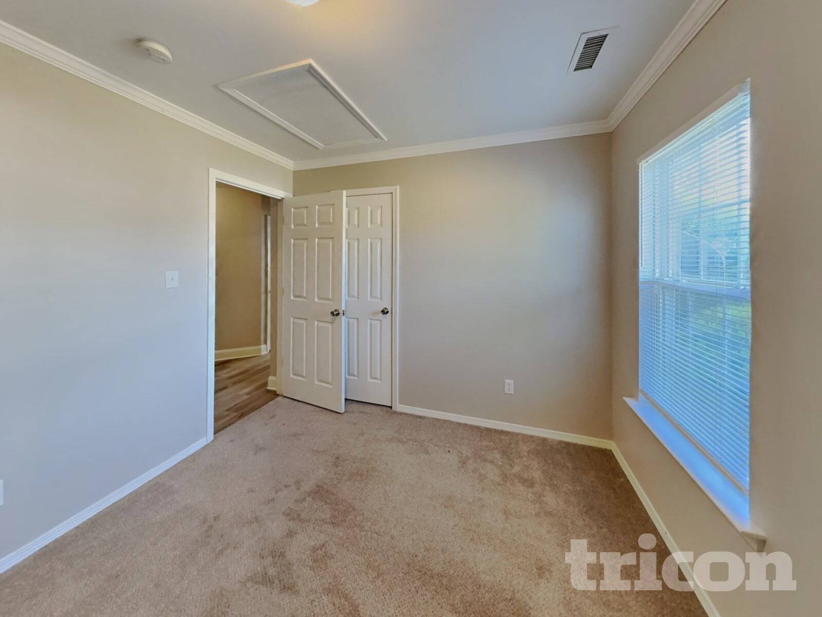 Building Photo - 3009 Softwind Dr