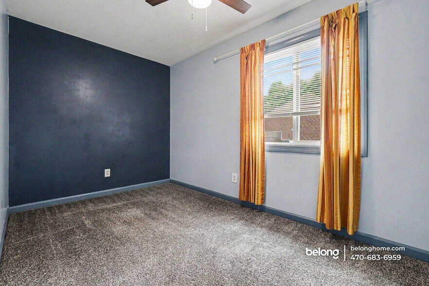 Building Photo - 988 Bridgegate Dr NE