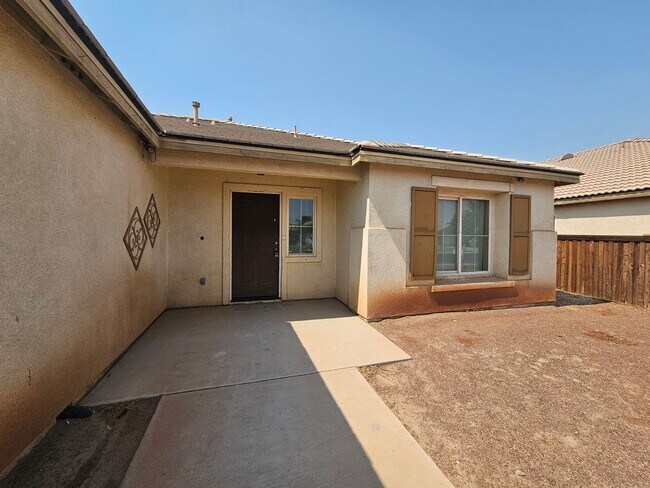 Building Photo - Home for Rent in Imperial