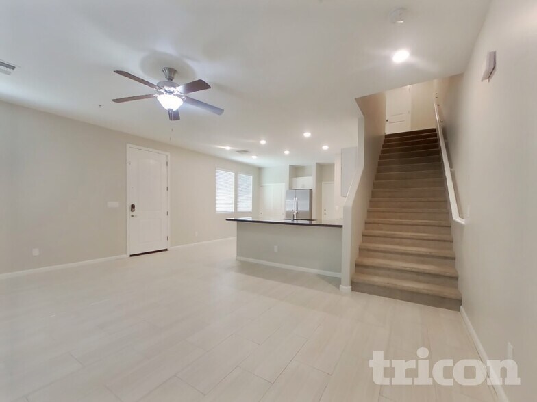 Building Photo - 12594 W Steed Ridge