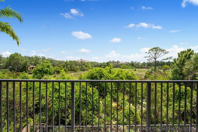 Building Photo - 112 Tulip Tree Ct