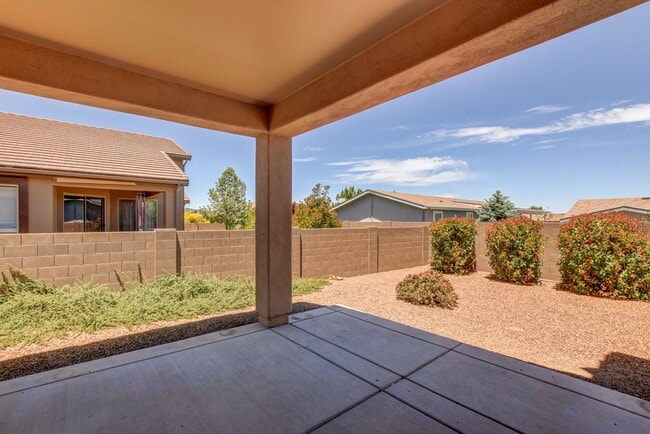 Building Photo - Beautiful home in Prescott
