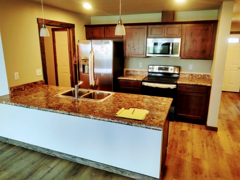 Building Photo - 1383 Destiny Ln