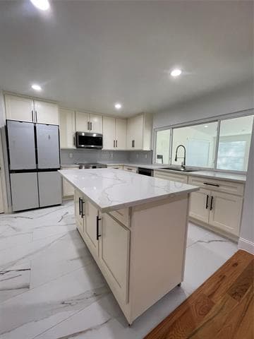 Building Photo - 5220 Fisher Dr