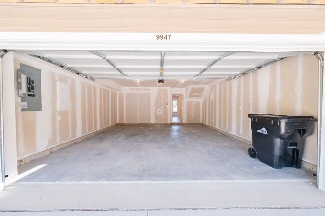 Building Photo - 9987 Magnolia Ridge Dr