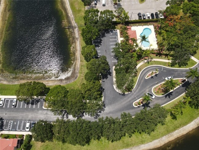 Building Photo - 3486 Briar Bay Blvd