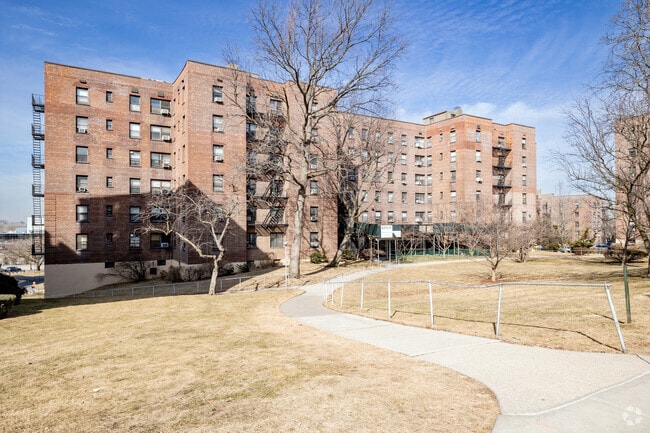 Building Photo - Mitchell Gardens Co-Op #3