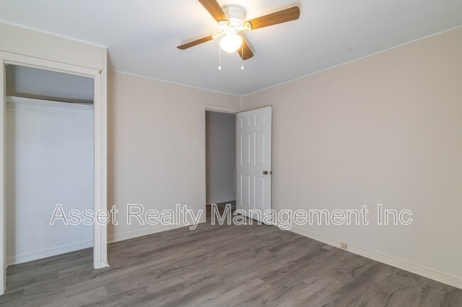 Building Photo - 219 Highland Ave