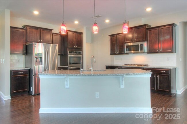 Building Photo - 3013 Hamilton Mill Dr