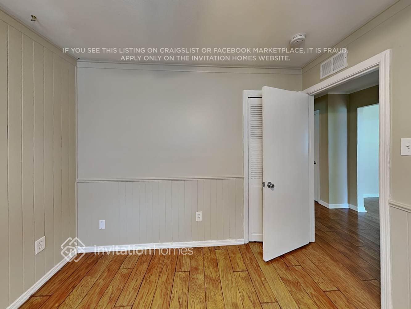 Building Photo - 9220 S 49th Ct