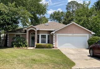 Building Photo - 3BR/2BA Home For Immediate Lease