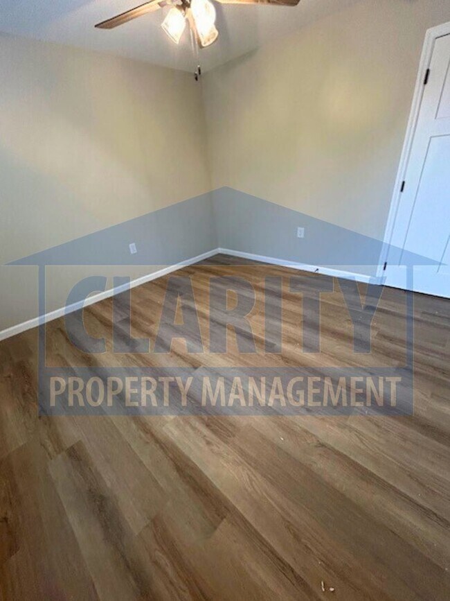 Building Photo - *Brand New* 3 bedroom home!