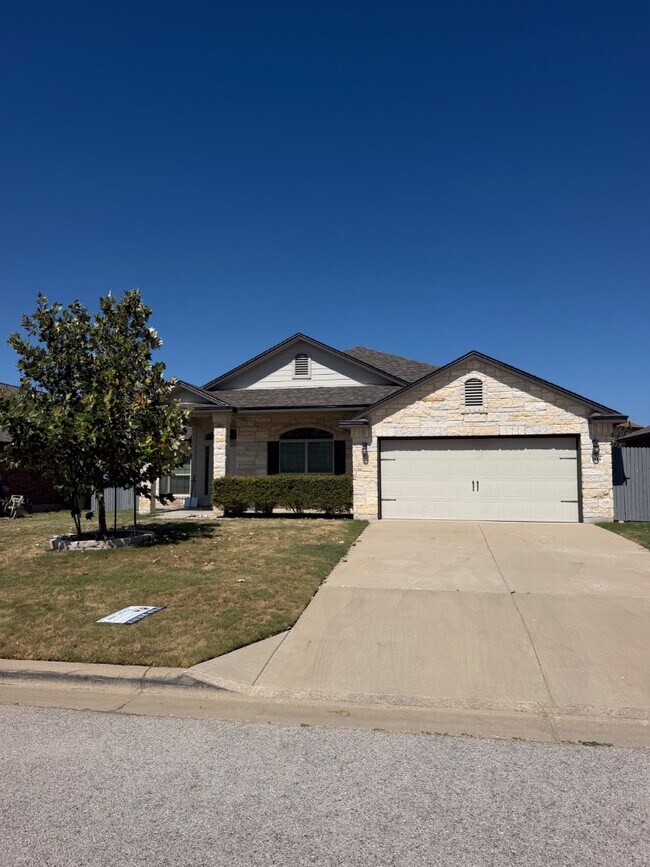 Building Photo - 1114 Emerald Gate Dr