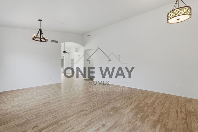 Building Photo - 15121 N 93rd Way