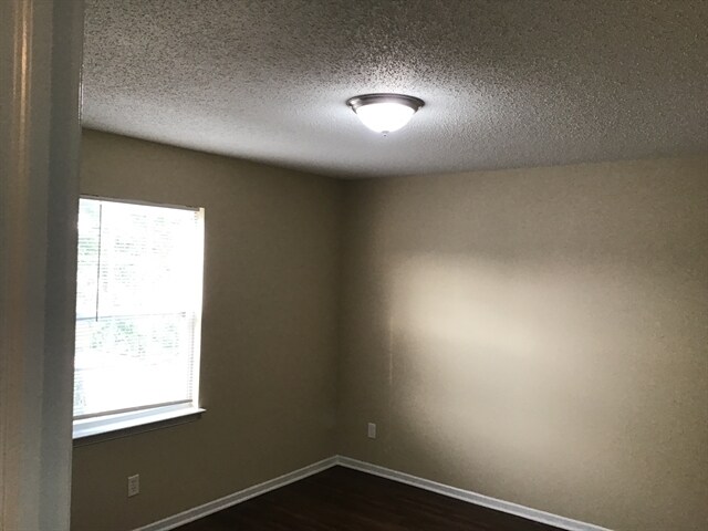 Building Photo - 8838 Squire Boone Ct