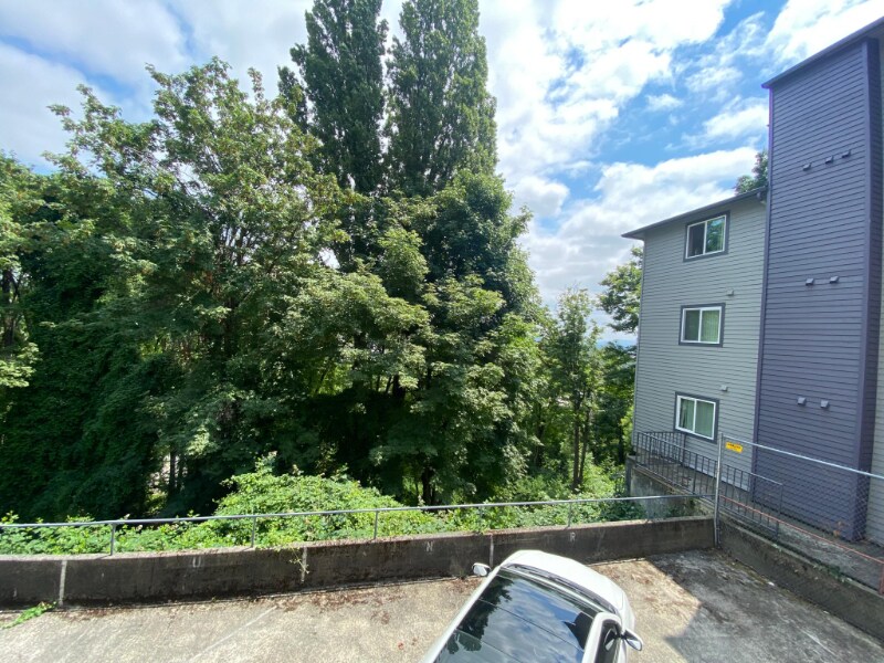 Building Photo - 4636 22nd Ave NE