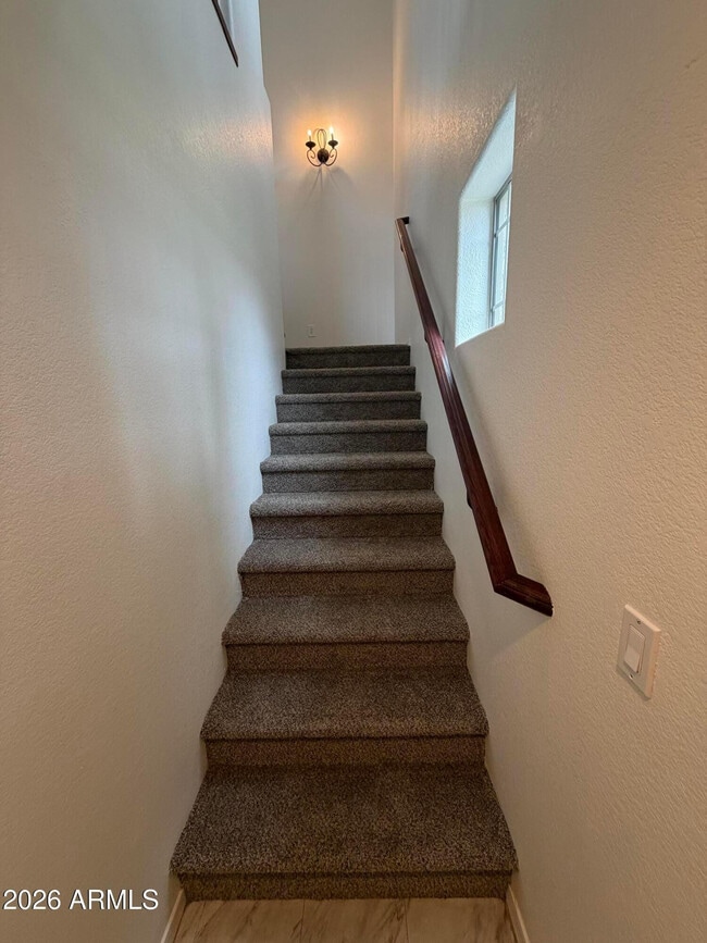 Building Photo - 7464 S 31st Pl