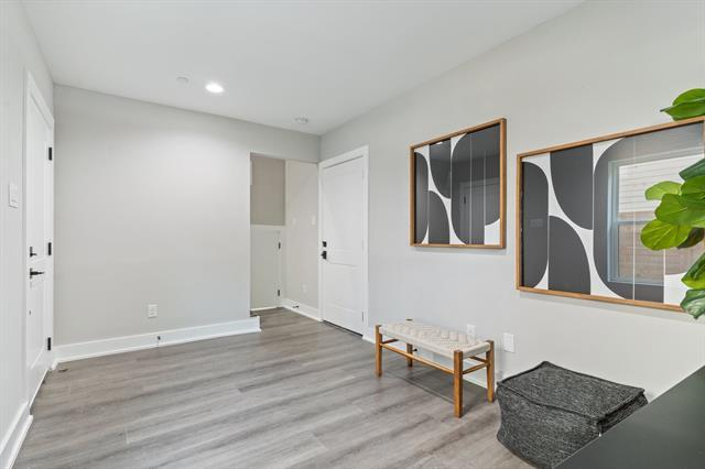 Building Photo - 5810 Hudson St