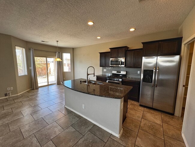 Building Photo - 8901 Eagle Hills Dr NW