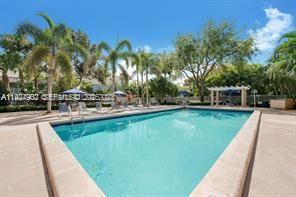 Building Photo - 4600 SW 67th Ave