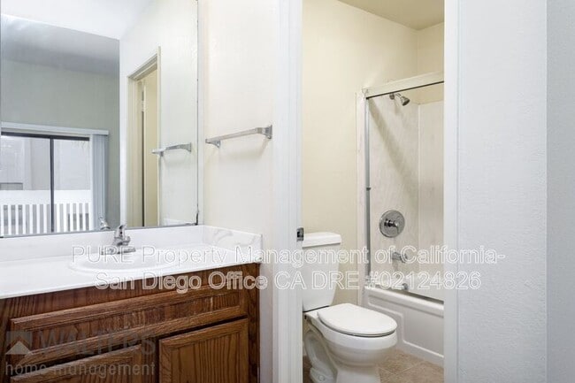 Building Photo - 3990 Mahaila Ave