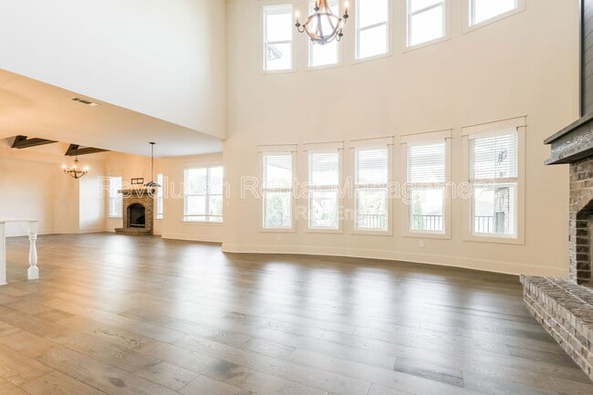 Building Photo - 312 Archway Ln