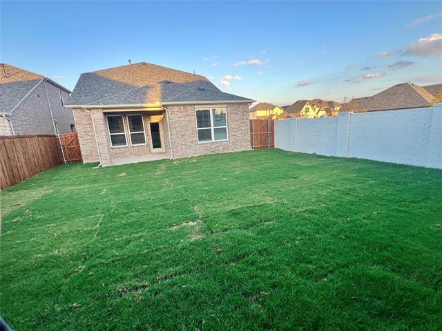 Building Photo - 701 Portina Dr