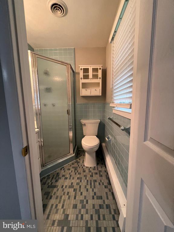 Building Photo - 800 Severn Dr