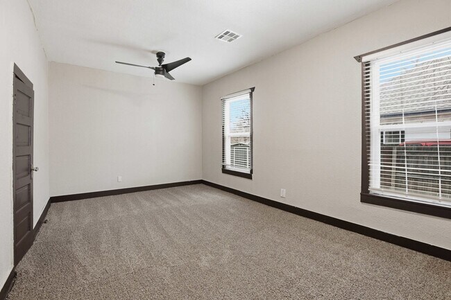 Building Photo - 1617 NW 7th St