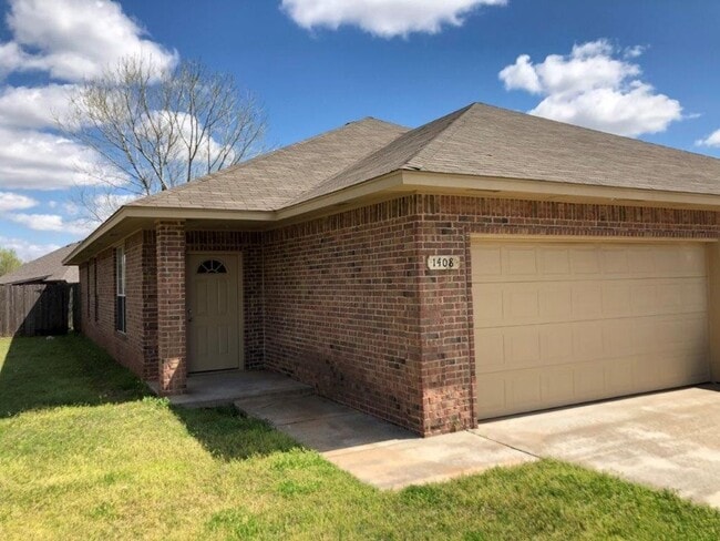 Primary Photo - $200 off your move in by Oct 15th! Located...