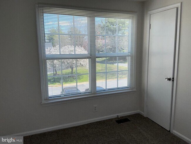 Building Photo - 10602 Chisholm Landing Terrace